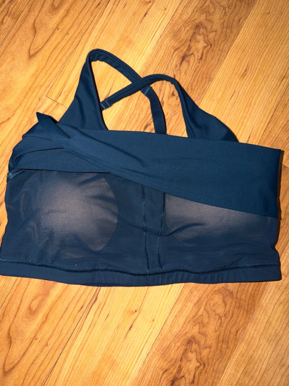 BRAND NEW WORKOUT TOP - Picture 3 of 3